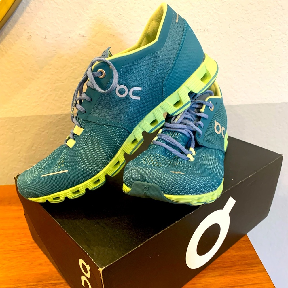 ON Cloud X storm/ willow color tennis shoe size 8.5